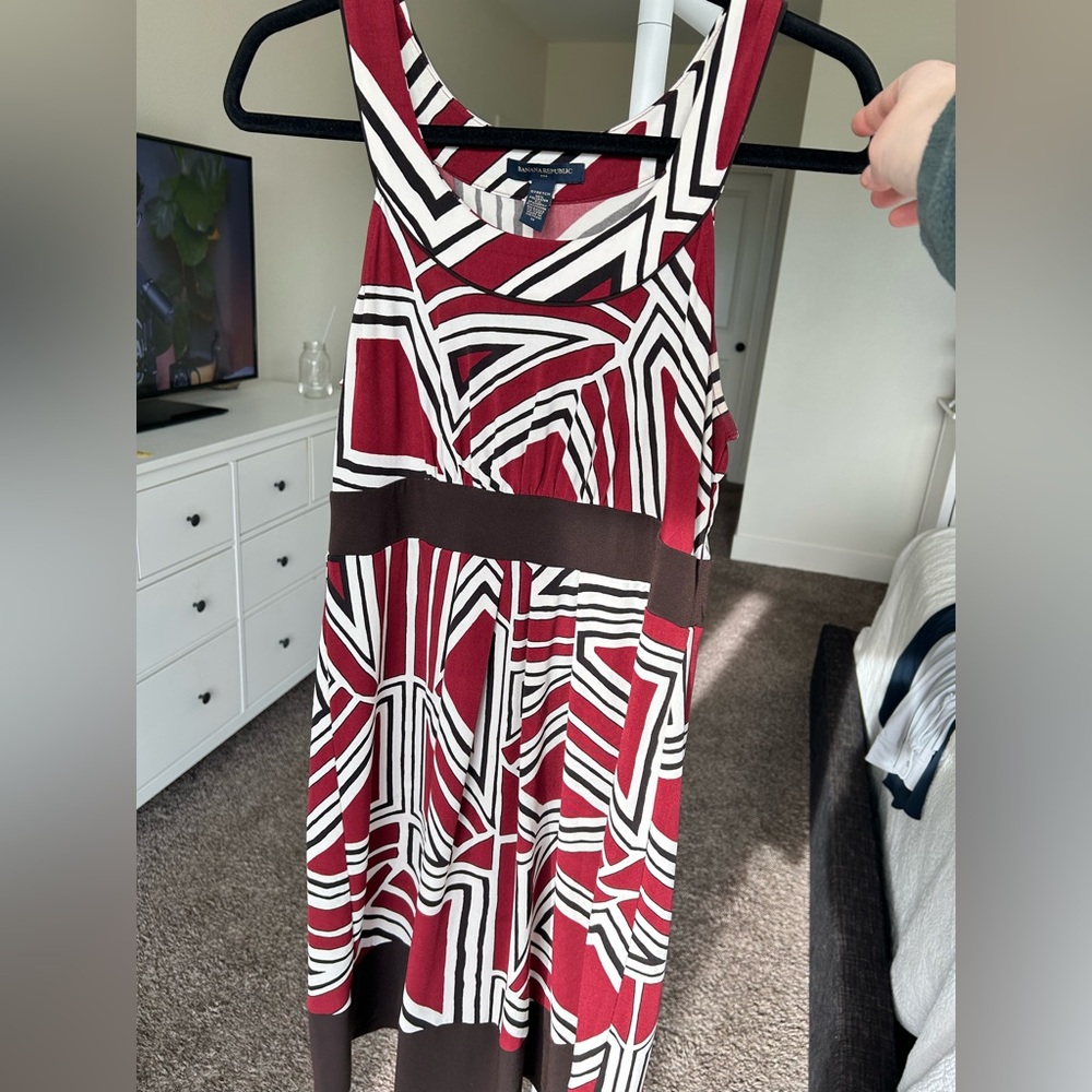 Banana Republic Burgundy and White Patterned Dress